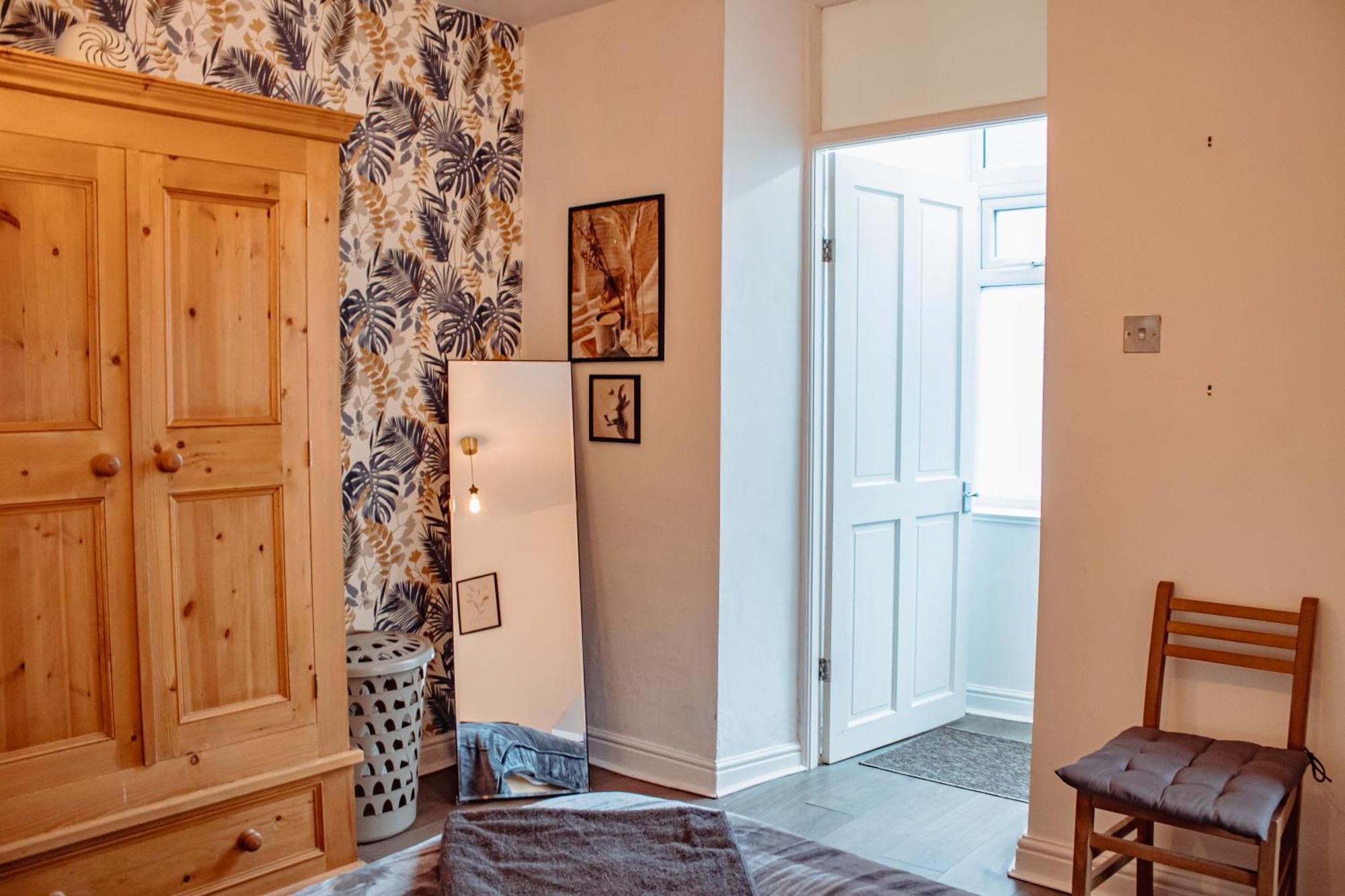 Apartamento Spacious Flat With Free Parking Harrogate Exterior foto