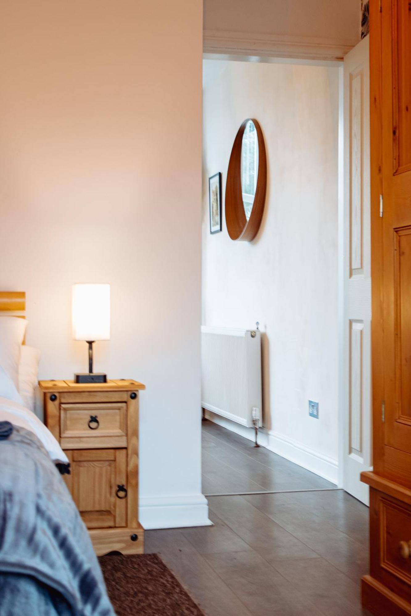 Apartamento Spacious Flat With Free Parking Harrogate Exterior foto