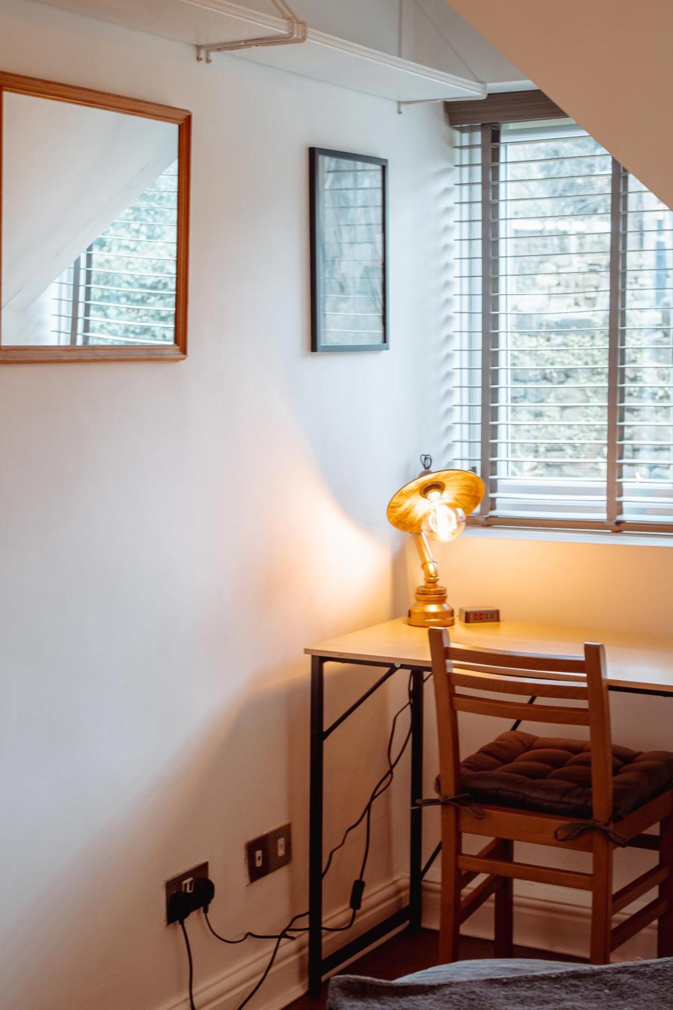 Apartamento Spacious Flat With Free Parking Harrogate Exterior foto
